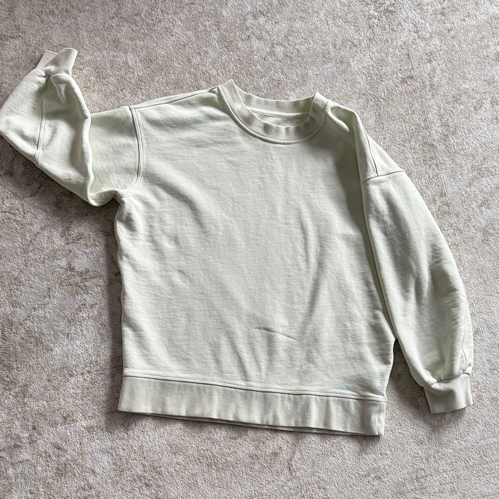 Oversized Lululemon sweatshirt